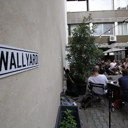 Wallyard Stay-3
